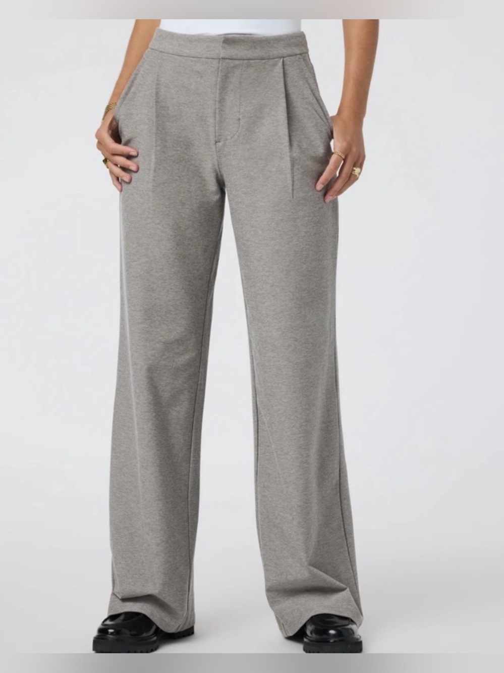 Vuori Elevation Trouser Tan Taupe Size Size M Wide Leg Pleated Capsule Wardrobe
